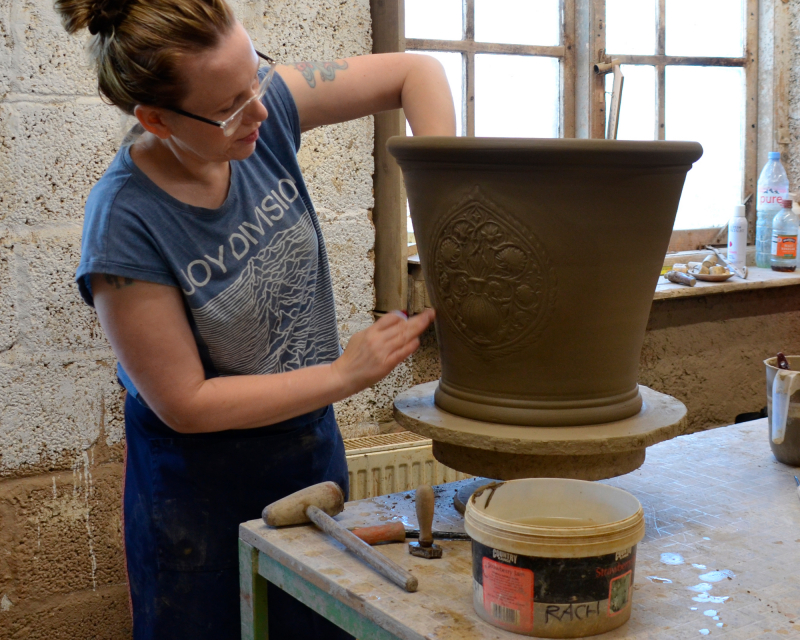 Rachel Hopkins | Whichford Pottery